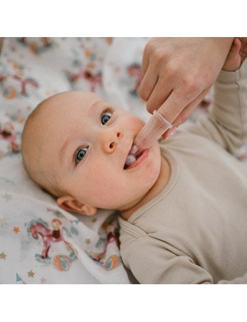 B.O.1545 Dantų šepetėliai kūdikiams ant piršto