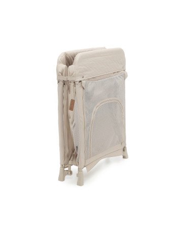 KINDERKRAFT Kelioninė vaikiška lovytė MOON DREAM beige-Kelioninės lovytės-Kūdikių lovytės ir čiužiniai