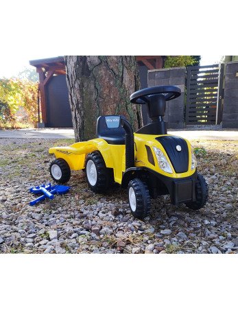 NEW HOLLAND 3902 T7 traktorius geltonos spalvos